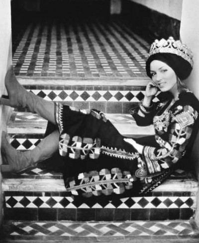 talitha_getty posing in an ethnic outfit