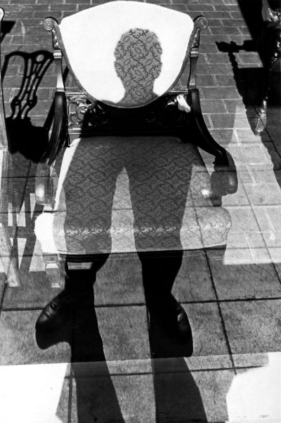 04lee-friedlander-selfportrait-chair